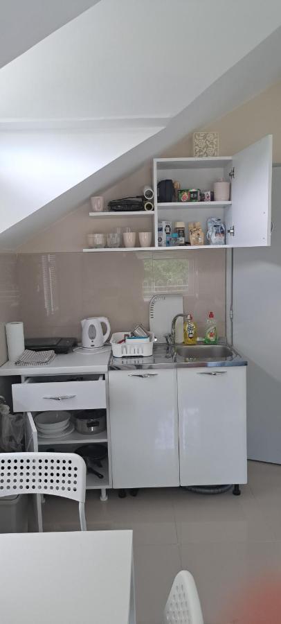 Apartamento Santorini Sremska Mitrovica Exterior foto
